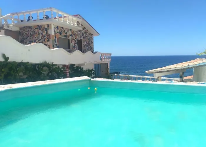 Chula House- Bed&Breakfast